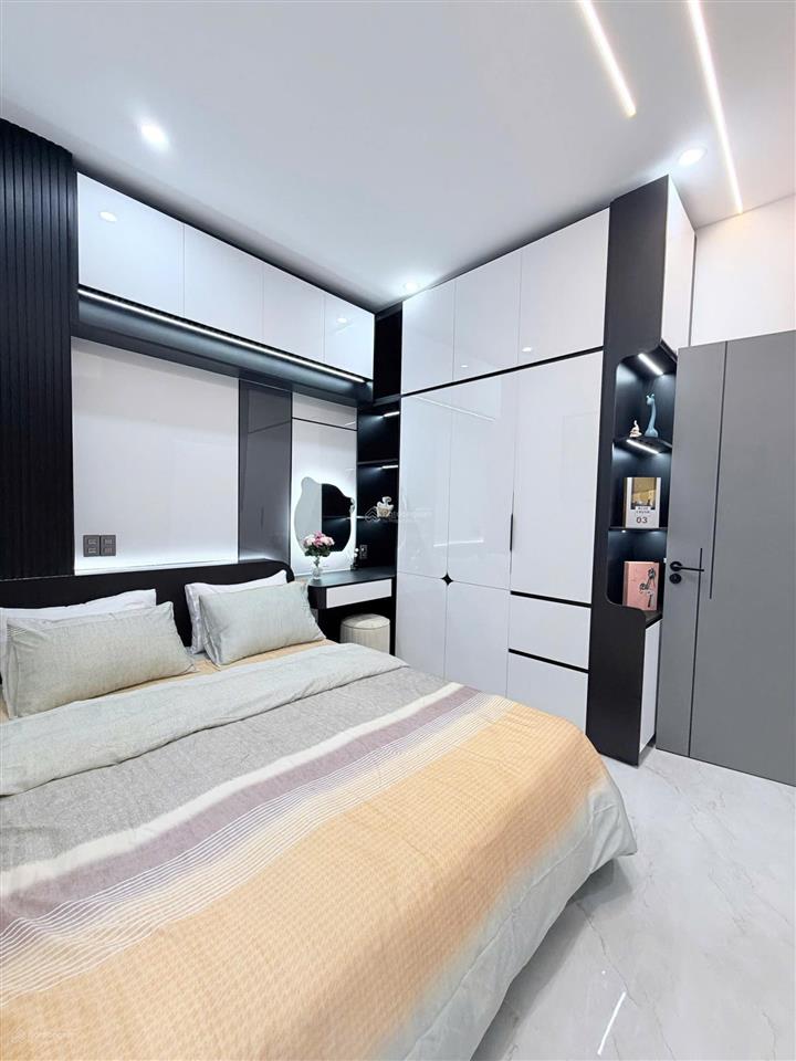 Nhà đẹp full nội thất đường 5m5 gần trần cao vân  gần trường tiểu học hà huy tập  thanh khê