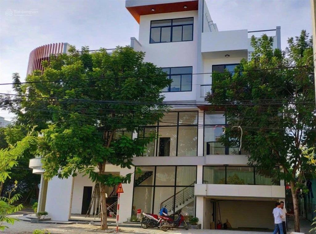 Cho thuê nhà sau lưng bến xe đà nẵng phù hợp làm văn phòng và dạy học