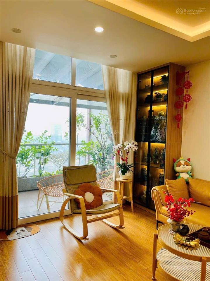 Chính chủ bán căn hộ chung cư 2203 tòa 101 usilk city. diện tích 88,2m², có ban công vườn treo