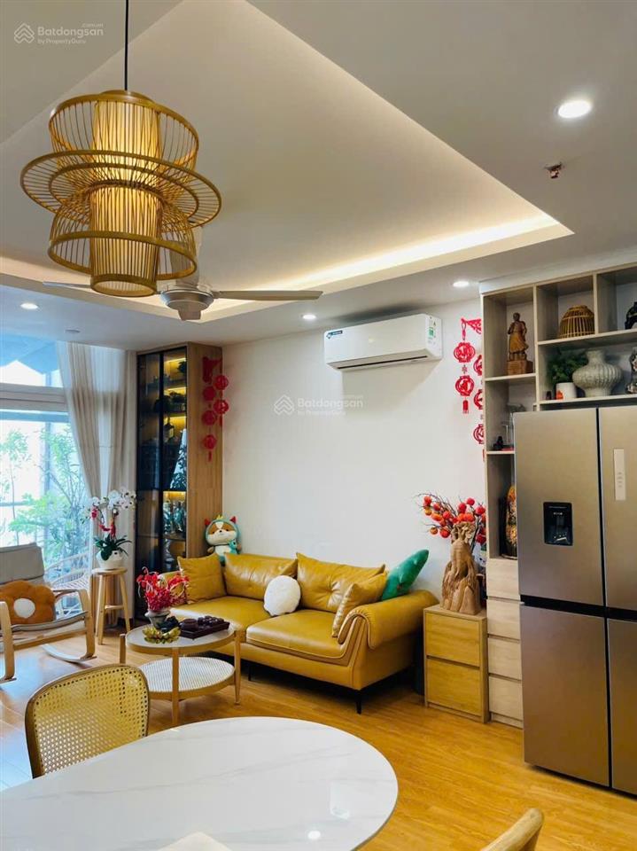 Chính chủ bán căn hộ chung cư 2203 tòa 101 usilk city. diện tích 88,2m², có ban công vườn treo
