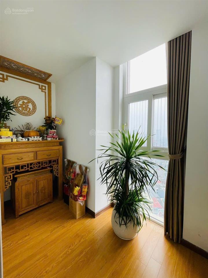 Chính chủ bán căn hộ chung cư 2203 tòa 101 usilk city. diện tích 88,2m², có ban công vườn treo