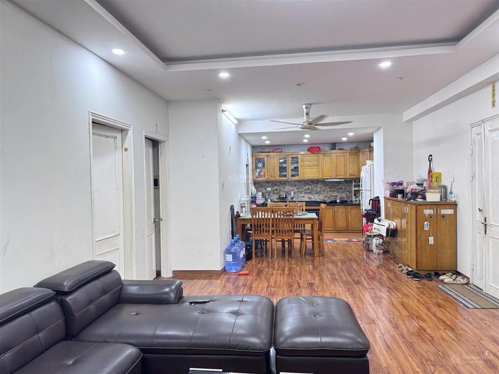 Bán cc 3pn, 2wc, 114m2 tại khu đô thị văn khê, 5,2 tỷ vnd