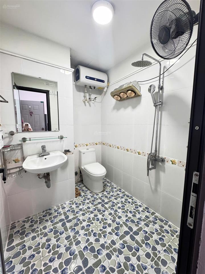 Bán căn hộ chung cư tại khu đô thị văn khê, giá ưu đãi 3,3 tỷ, 59m2, 2pn, 2wc