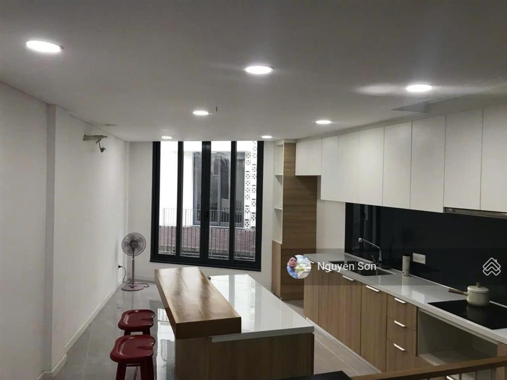 Còn căn compound cuối cùng quận 6  5 tầng  xe hơi đậu trong nhà. giá chỉ 7,7 tỷ