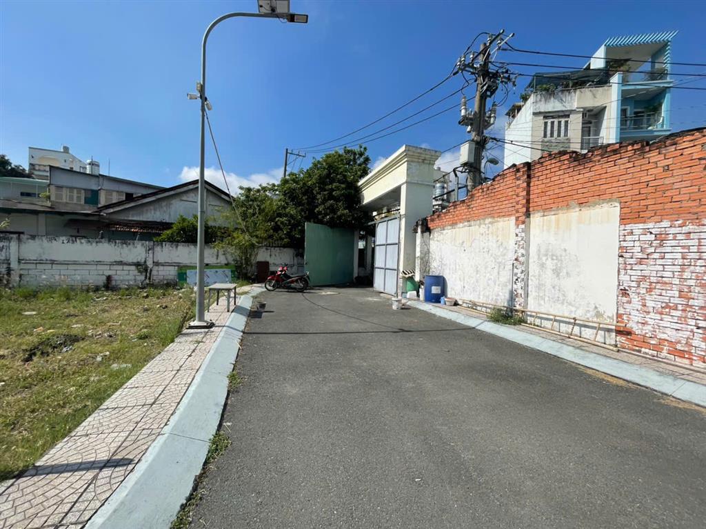Bán gấp đất tại nguyễn duy trinh, phường bình trưng, (q2 cũ), giá tốt 7,9 tỷ, 70m2