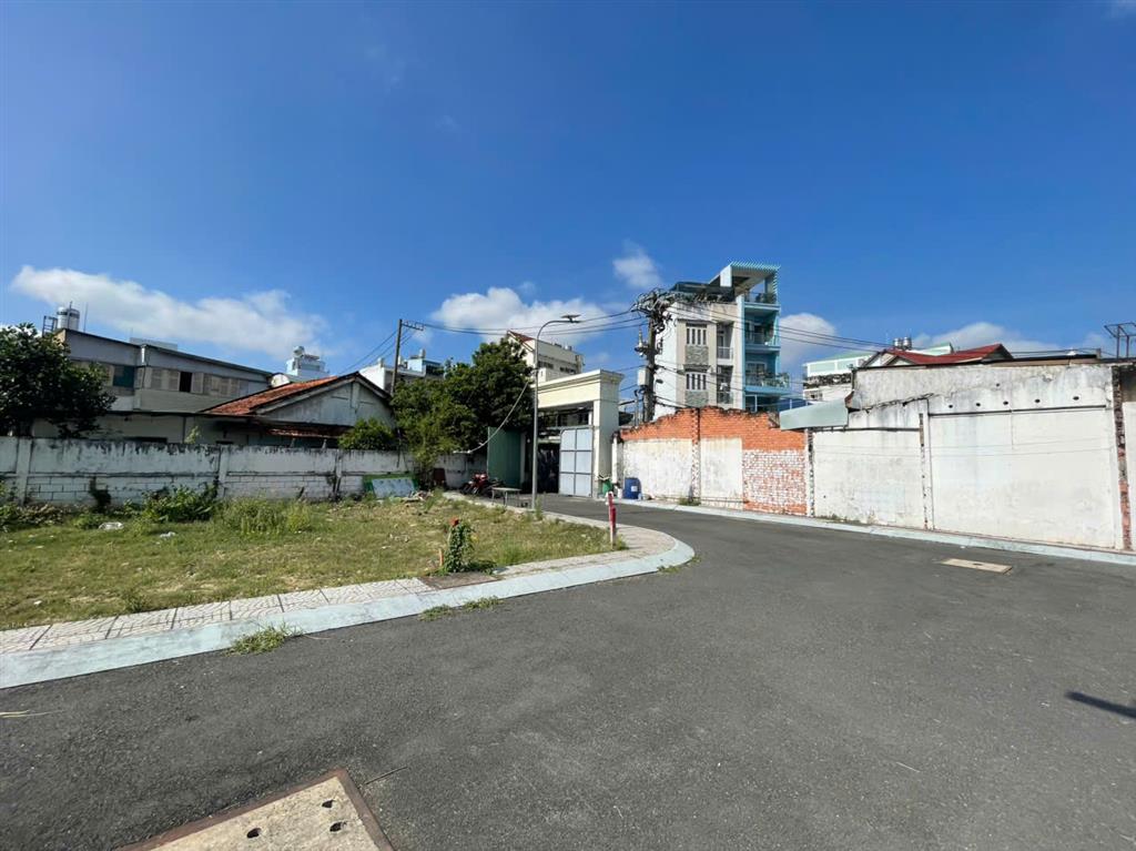 Bán gấp đất tại nguyễn duy trinh, phường bình trưng, (q2 cũ), giá tốt 7,9 tỷ, 70m2