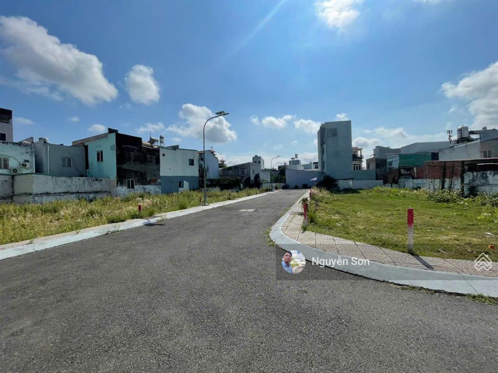 Bán gấp đất tại nguyễn duy trinh, phường bình trưng, (q2 cũ), giá tốt 7,9 tỷ, 70m2