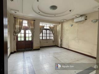 Bán nhà lớn 300m2 sàn  2 sân vườn 6 phòng ngủ  5wc đường 4m xuân thới đông 2, chỉ 7,2 tỷ