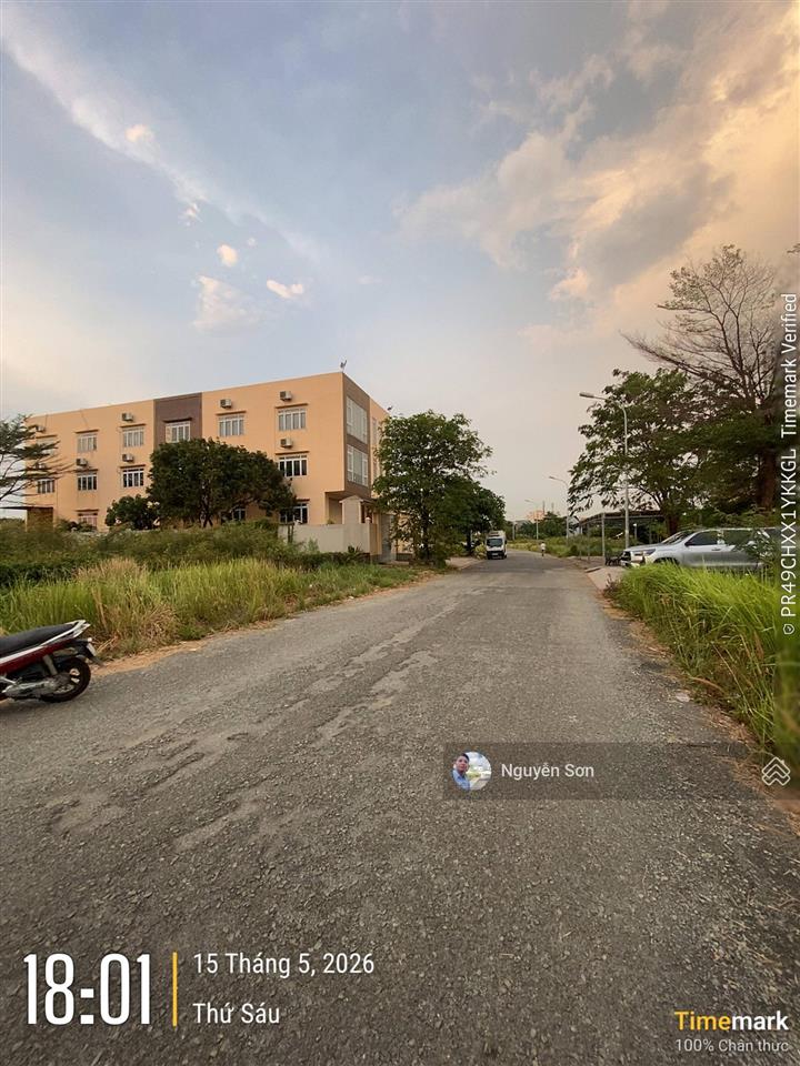 Siêu phẩm phước long b  ngang 20m  view sông  cạnh the global city