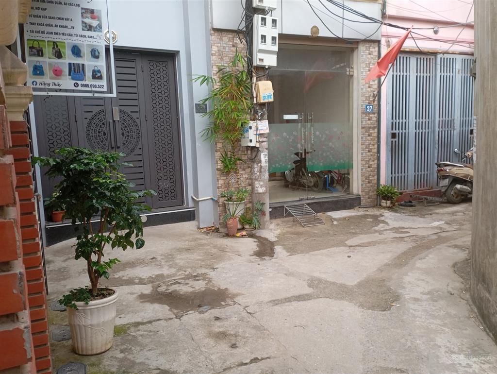 Bán nhà riêng cực đẹp cạnh học viện tài chính, nhà mới dân xây dt 41 m2 nở hậu, 4 tầng, ô tô đỗ cửa