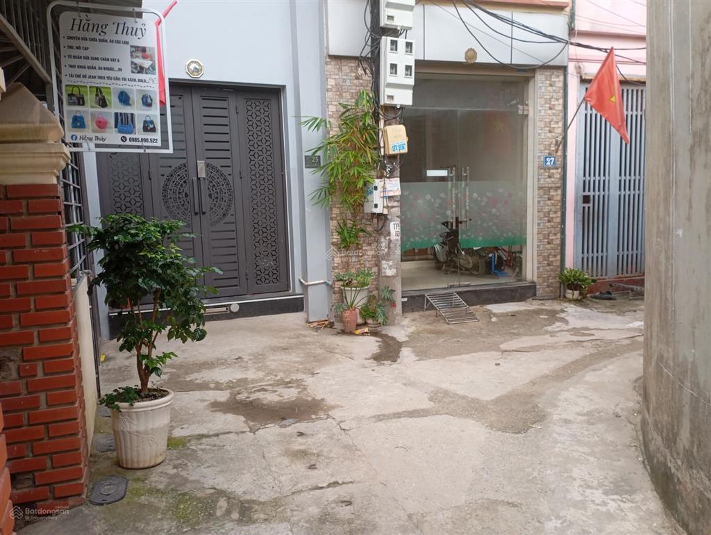 Bán nhà riêng cực đẹp cạnh học viện tài chính, nhà mới dân xây dt 41 m2 nở hậu, 4 tầng, ô tô đỗ cửa