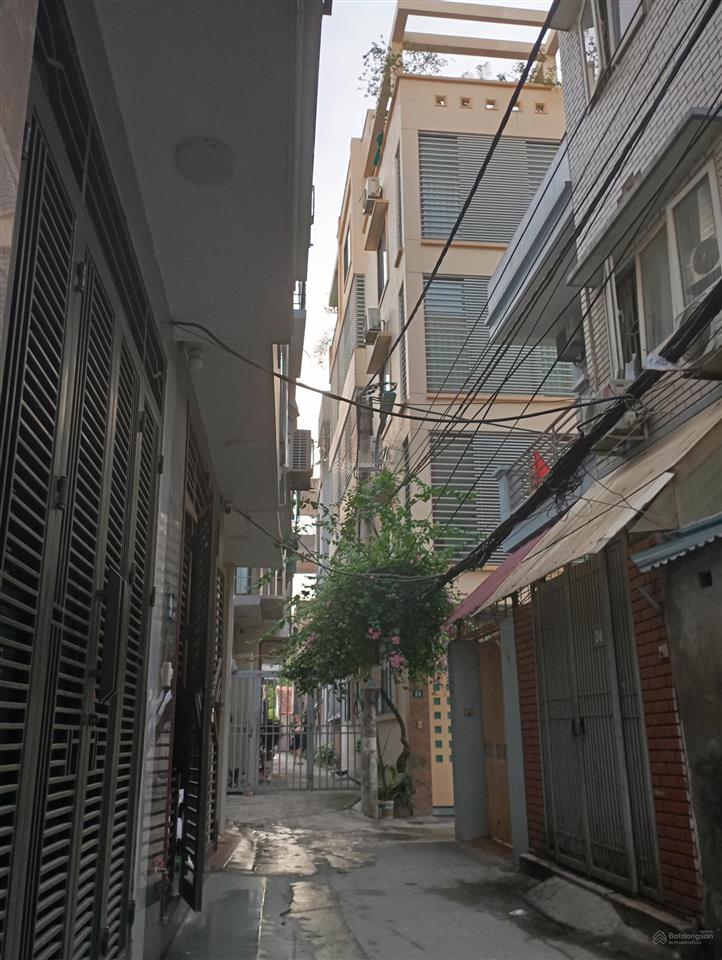 Bán nhà riêng cực đẹp đường phạm văn đồng, 42m2, 4 tầng, dân xây chắc chắn, ô tô đỗ cửa