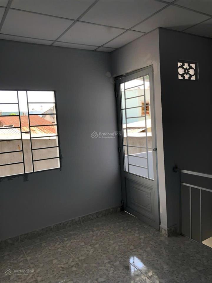 Phòng trọ giá rẻ  dtsd 25m2  hẻm 1321 htp