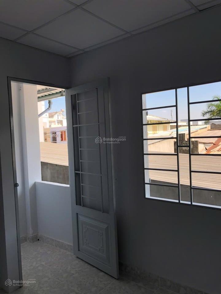 Phòng trọ giá rẻ  dtsd 25m2  hẻm 1321 htp