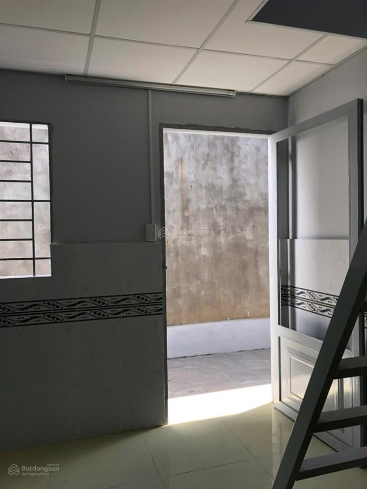 Phòng trọ giá rẻ  dtsd 25m2  hẻm 1321 htp