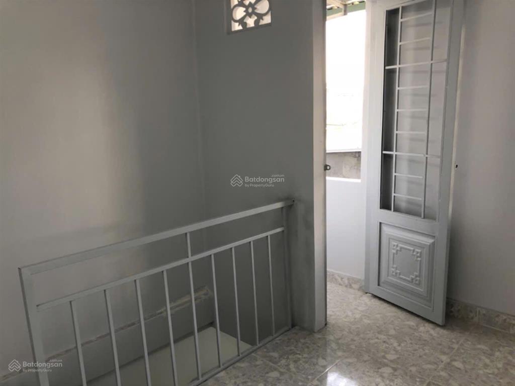 Phòng trọ giá rẻ  dtsd 25m2  hẻm 1321 htp