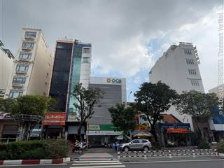 Cần tìm mặt bằng trên đường hoàng diệu quận 4 để mở ngân hàng