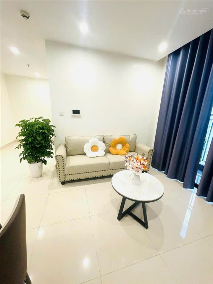 S2.06 tầng 15 diện tích 43m cạnh nhà xe nổi, trước mua 3 tỷ 3 giờ bán 2 tỷ 3 chấp nhận cắt lỗ sâu