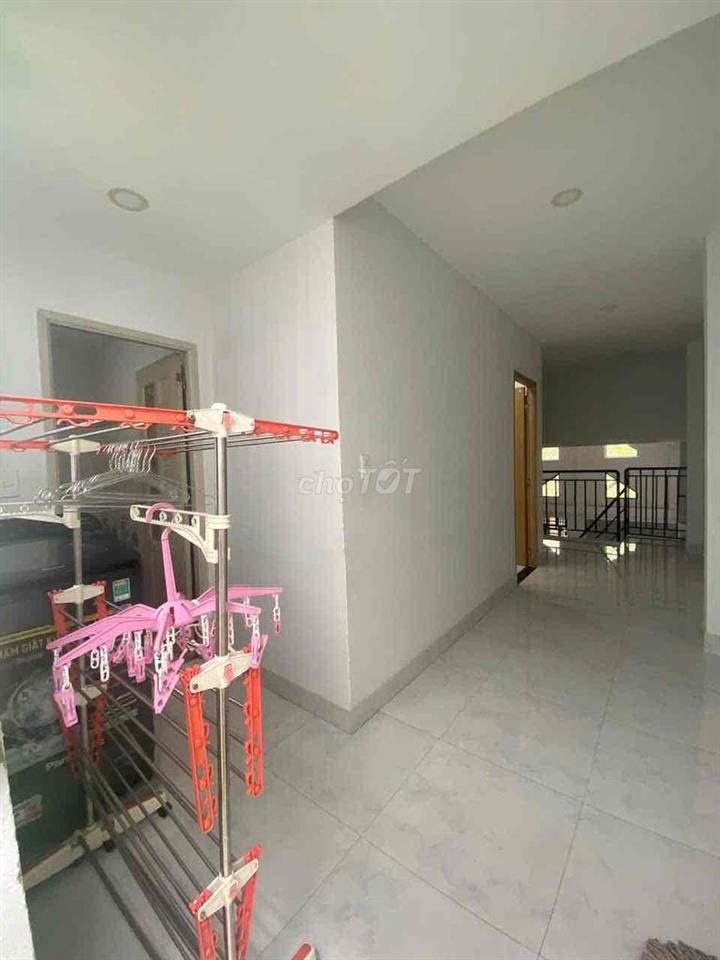 Cho thuê nhà nguyên căn 5*20m 12triệu/tháng