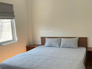 Cần bán căn nhà ngay mặt tiền đường lạc long quân thông biển có hồ bơi