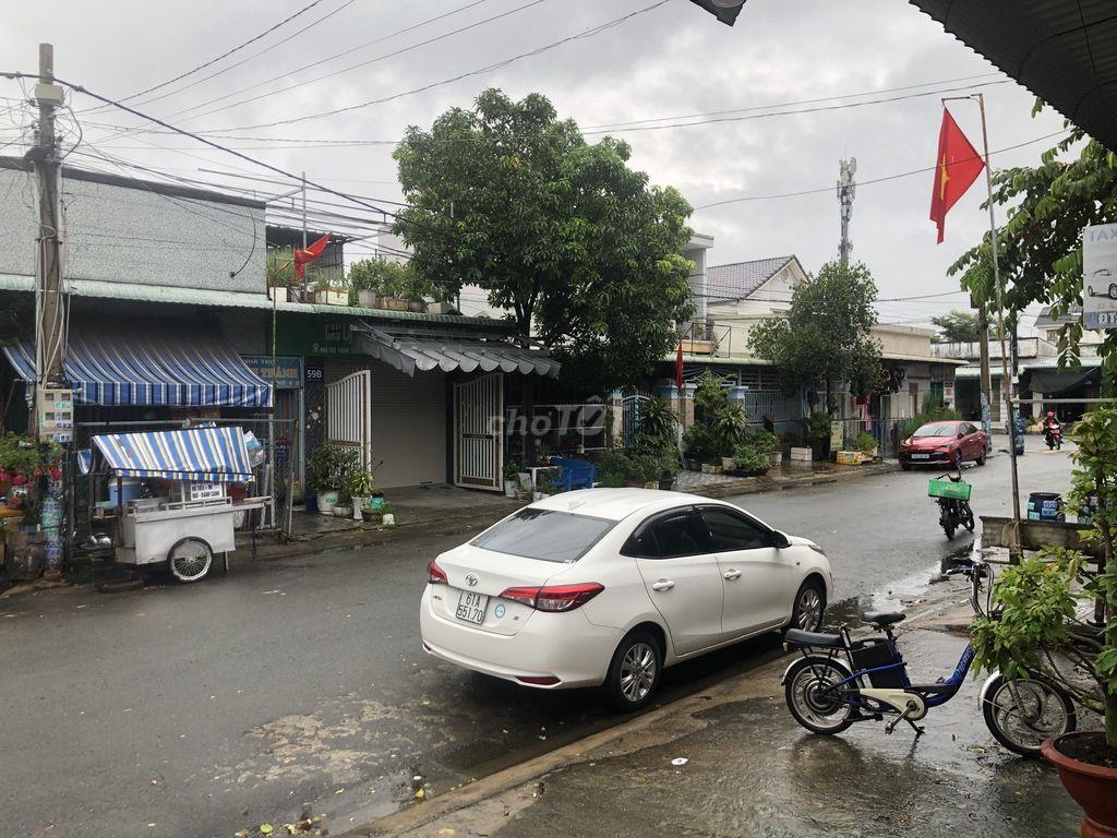 BÁN NHÀ + DÃY TRỌ CÓ THU NHẬP SẴN TẠI MỸ PHƯỚC 2, BẾN CÁT, BÌNH DƯƠNG