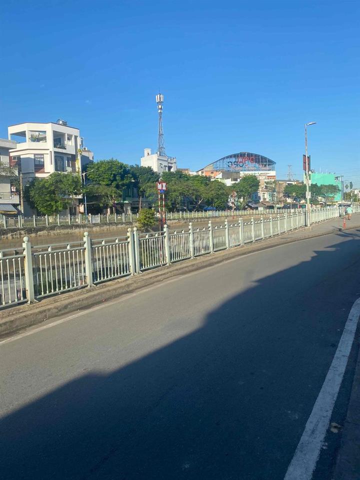Cho thuê phòng trọ mặt tiền đường Bến Phú Lâm Phường Bình Tây (quận 6)