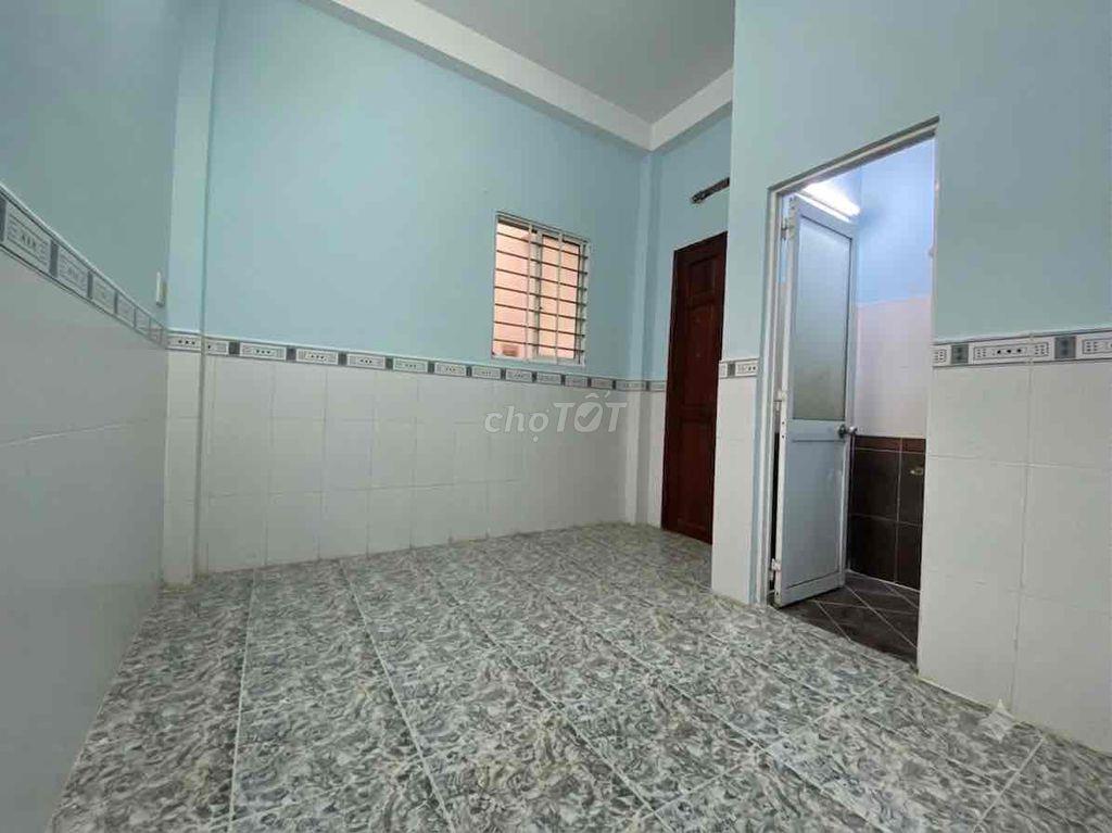Cho thuê phòng trọ mặt tiền đường Bến Phú Lâm Phường Bình Tây (quận 6)