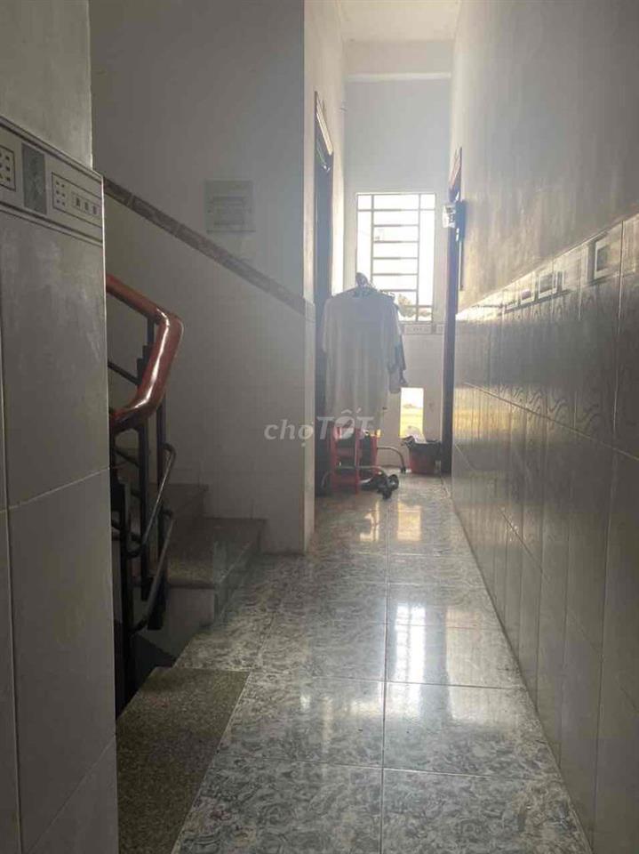 Cho thuê phòng trọ mặt tiền đường Bến Phú Lâm Phường Bình Tây (quận 6)
