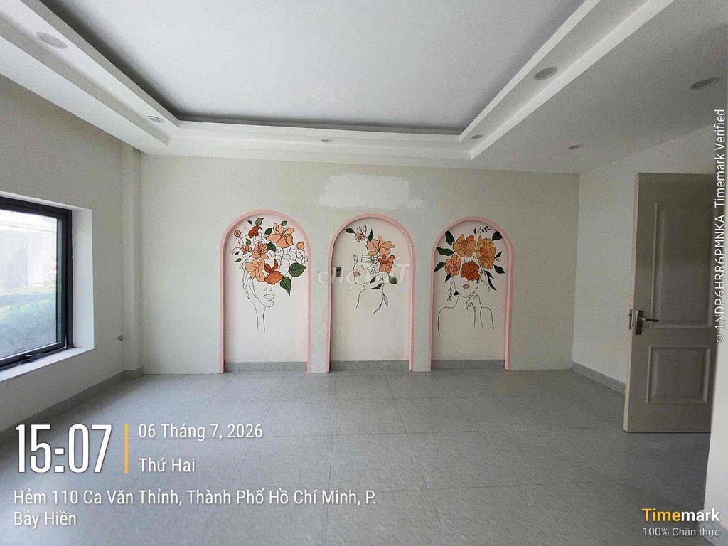 Cho thuê MT 5x8 41m2, 6 tầng, 4 phòng, 5 WC đường Ca Văn Thỉnh