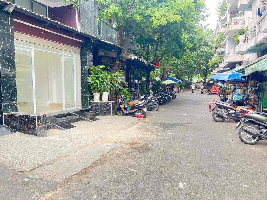 Mặt Bằng Tân Phú kinh doanh 40M