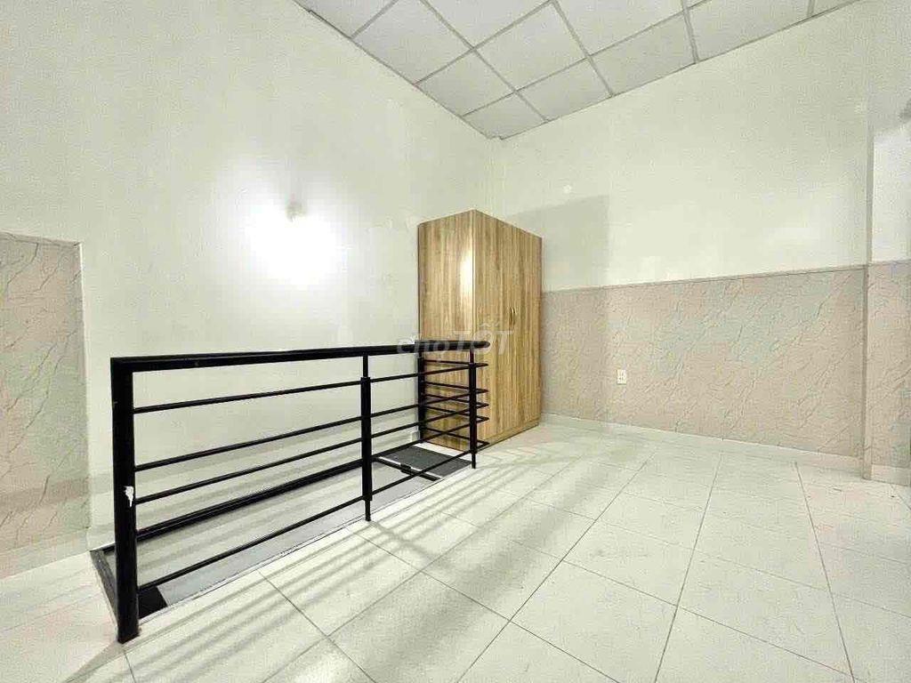 Nhà nguyên căn cho thuê ngay Tân Bình sát quận 10