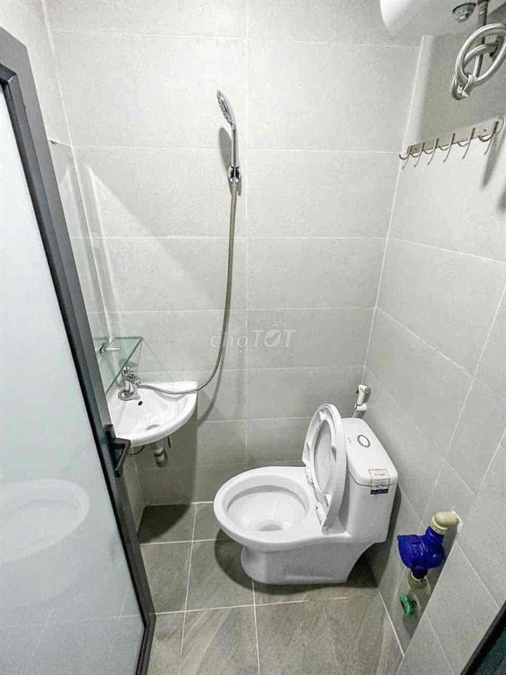 Cho thuê trọ gần đạo học PTIT, đh CMC