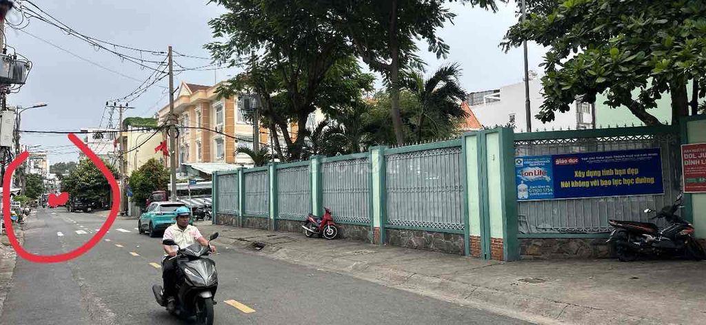 nhà mặt tiền kinh danh