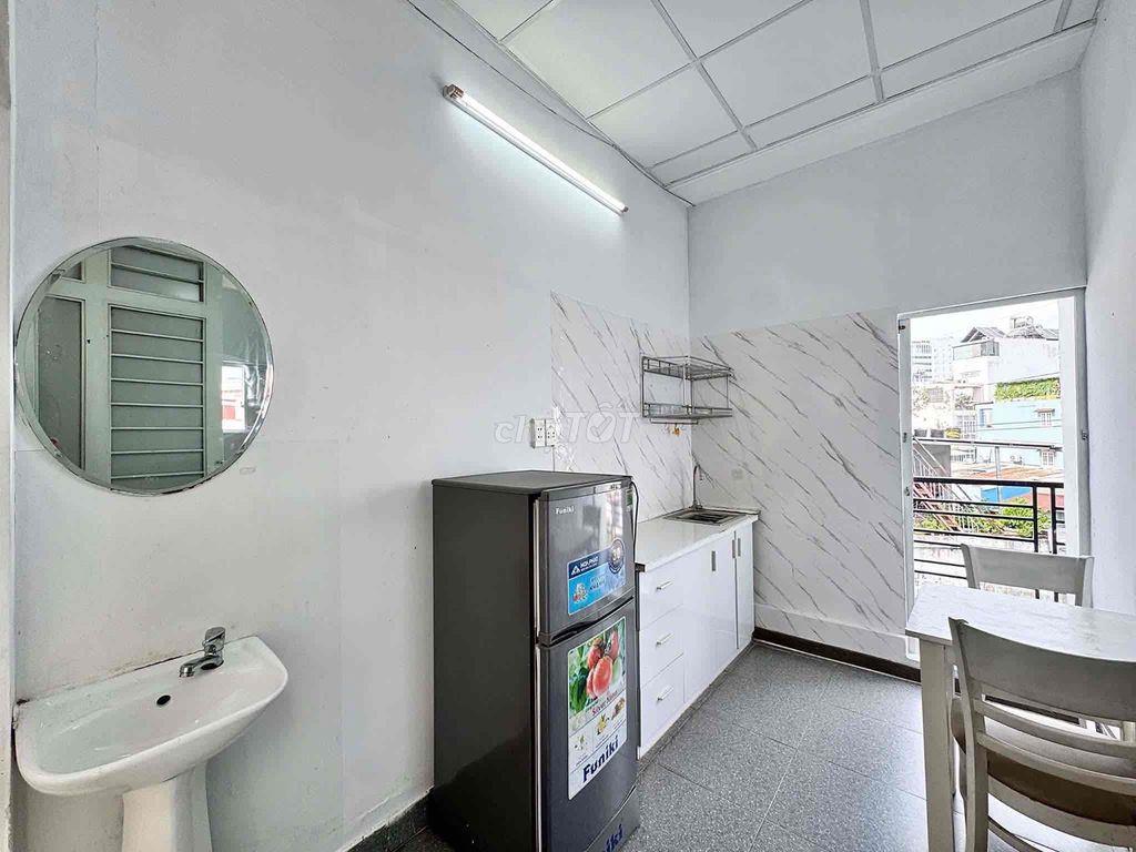1PN tách bếp, ban công cách HVHK CS1 200m