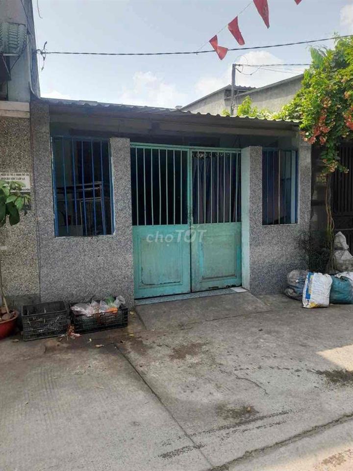 Gia đình đi định cư Úc cần bán