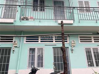 Nhà ở Quận 7, Đường Huỳnh Tấn Phát