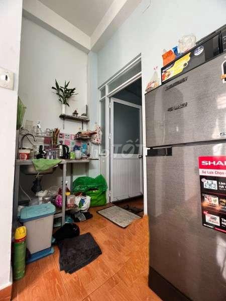 còn 1 trọ cho thuê sát bên đại học Kiến trúc, Đông Á hơn 200 mét