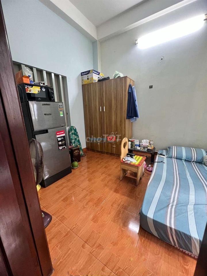còn 1 trọ cho thuê sát bên đại học Kiến trúc, Đông Á hơn 200 mét