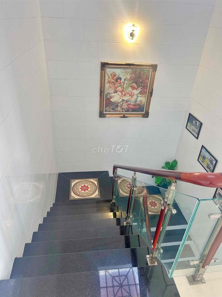 VILLA - FULL NỘI THẤT – ĐÓN CẦU CÁT LÁI 2029 (2km)