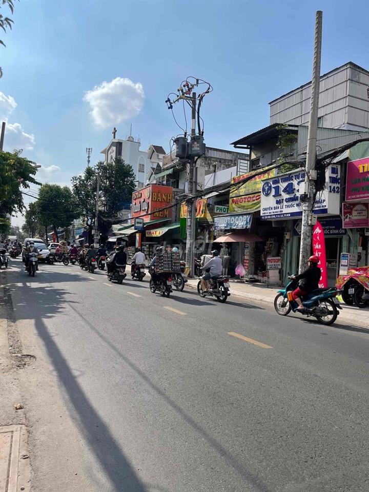 Nhà MTKD Phú Lâm, Quận 6, dtsd 120m2, chỉ hơn 7₫ xíu