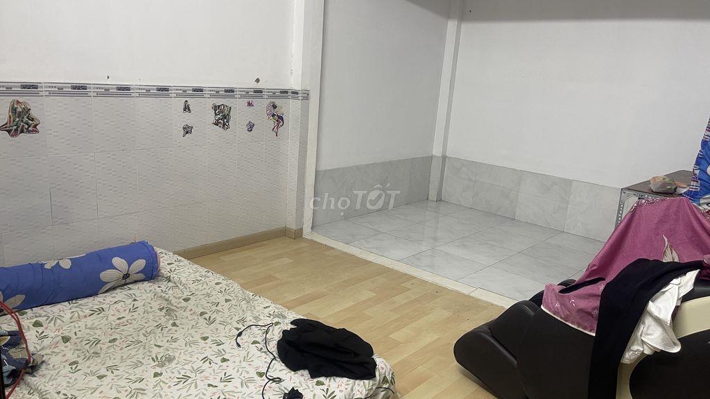 Bán nhà đang ở Chính Chủ  gần Chợ Hóc  Môn
