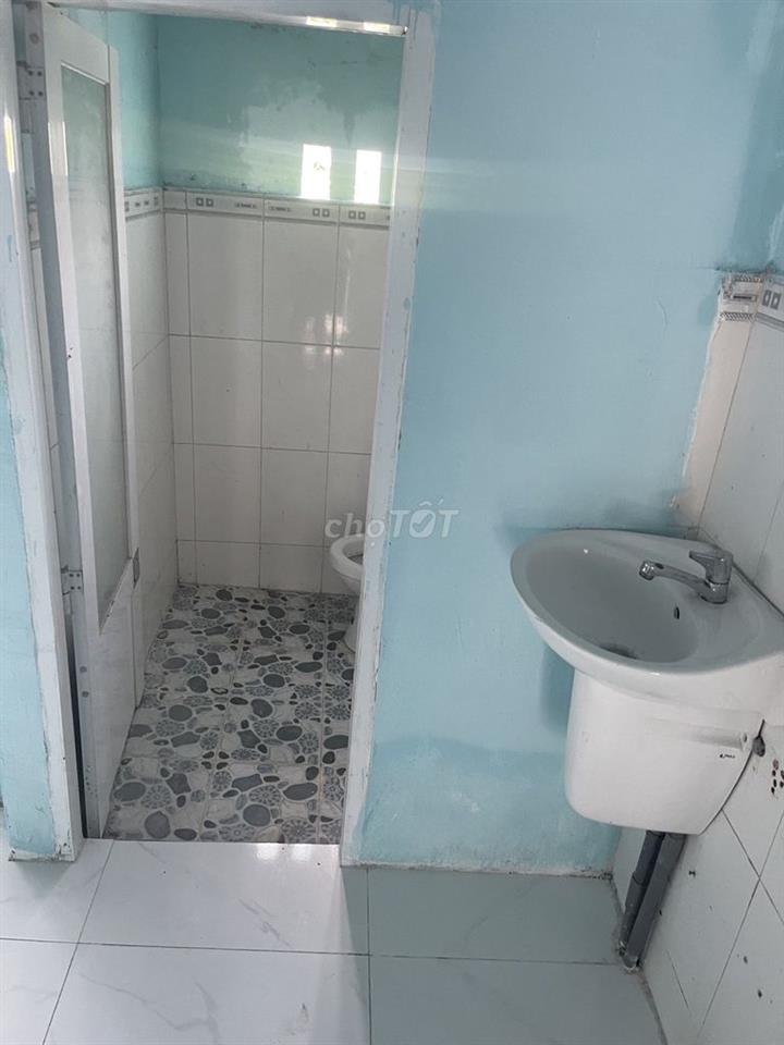 Chi thuê nhà nguên căn