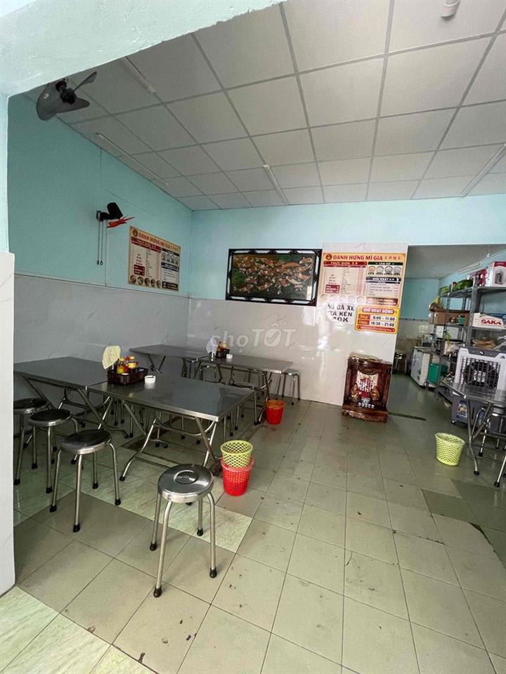 share mặt bằng buổi chiều tối