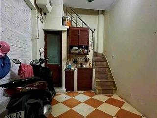 CHO THUÊ NHÀ NGUYÊN CĂN PHỐ NGỌC LÂM - Ô TÔ ĐỖ GẦN - 2PN - NỘI THẤT CƠ