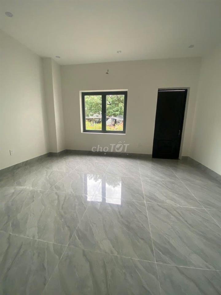 Cho thuê nhà 3 tầng mới xây - đường Phùng Hưng - Liên Chiểu Đà Nẵng