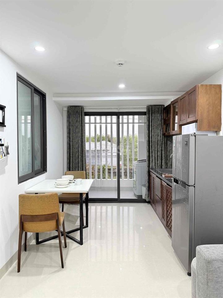 Trống sẵn căn hộ 1 phòng ngủ rộng rãi Khuê Mỹ Đông 14