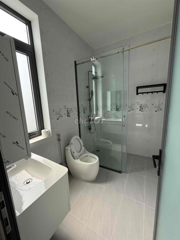 Cho thuê Villa - Nội thất đầy đủ - Ngay Vinhomes Saigon Park