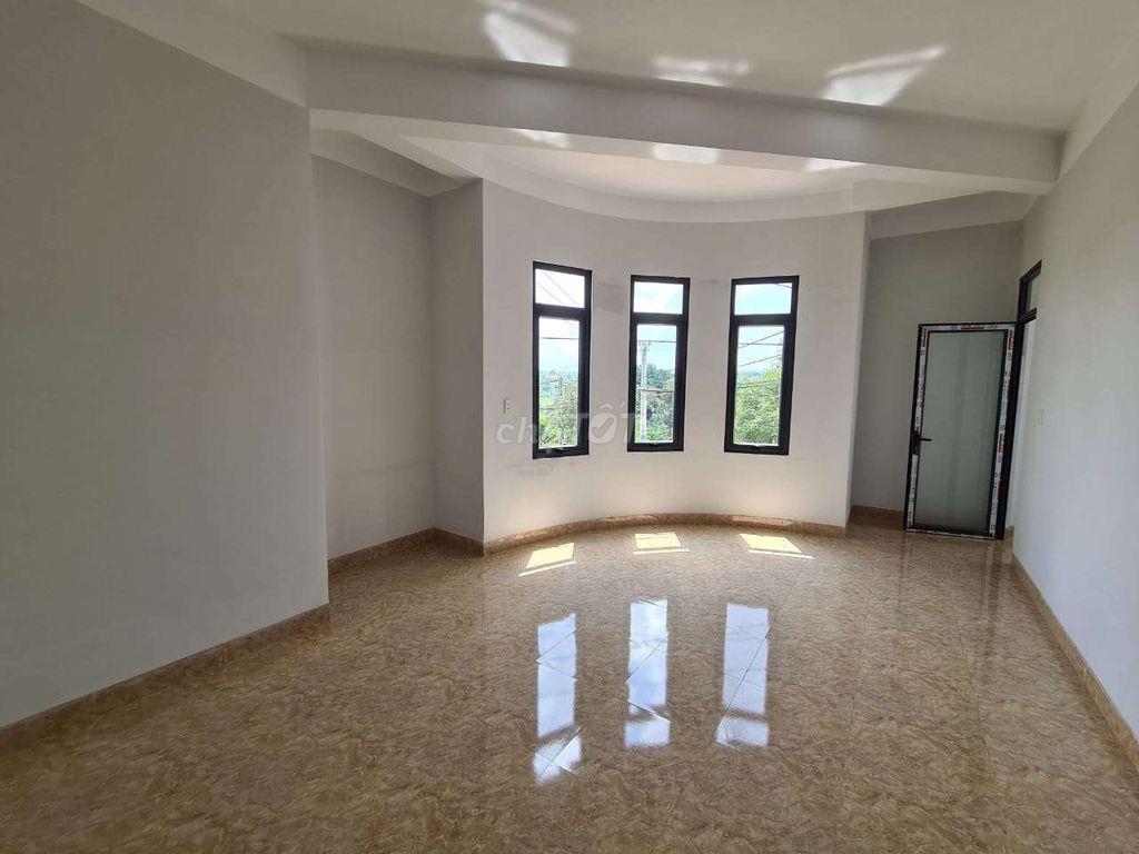Cho thuê nhà góc 2 MT 163 Nguyễn Cơ Thạch