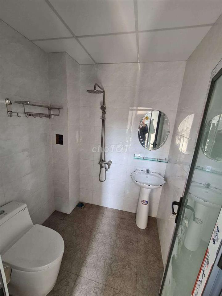 Cho thuê nhà góc 2 MT 163 Nguyễn Cơ Thạch