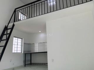 NHÀ TRỌ CÓ GÁC LỬNG